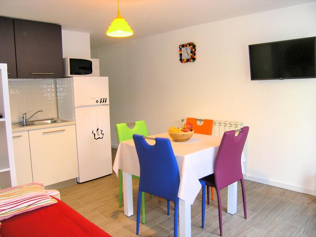 Apartments Ines Krk Town Buitenkant foto